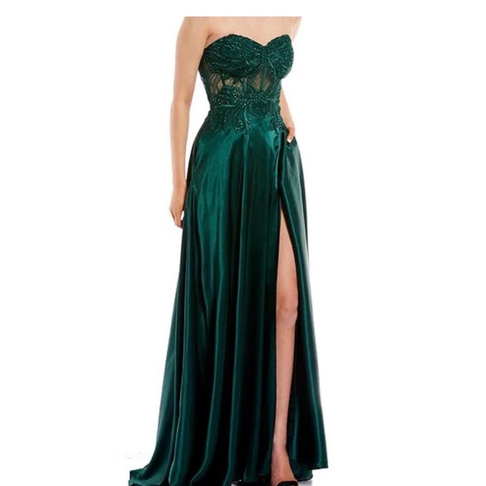 Strapless Emerald Green Evening Dress